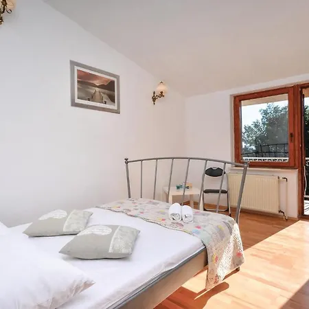 Two-bedroom In * Split